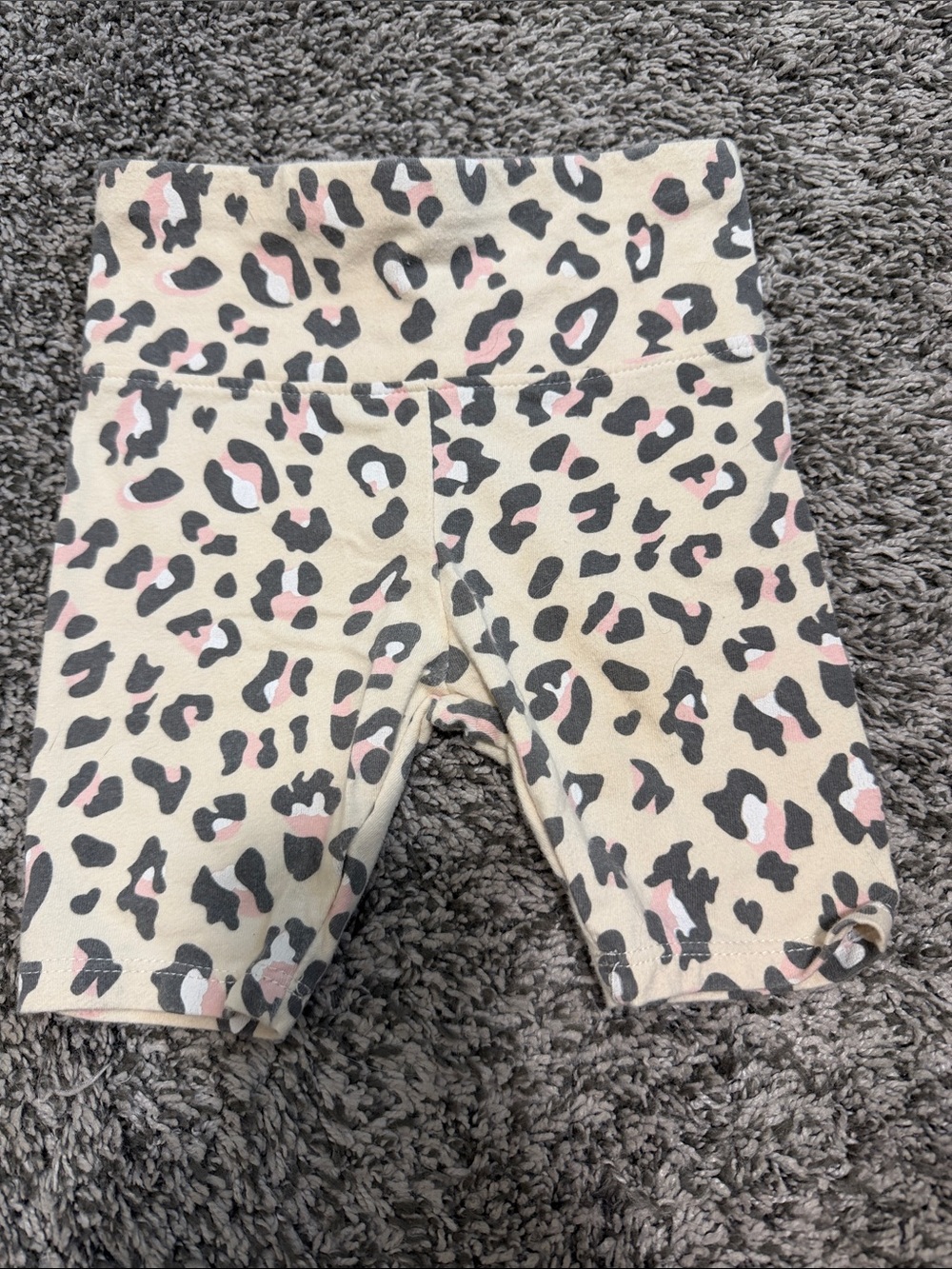 Girls' Leopard Print Bike Shorts in Beige with Pink Accents
